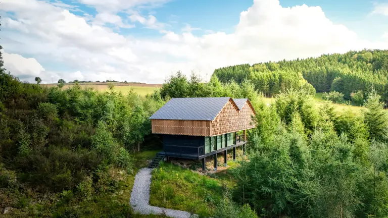 Racoon — luxury hut in Bertogne