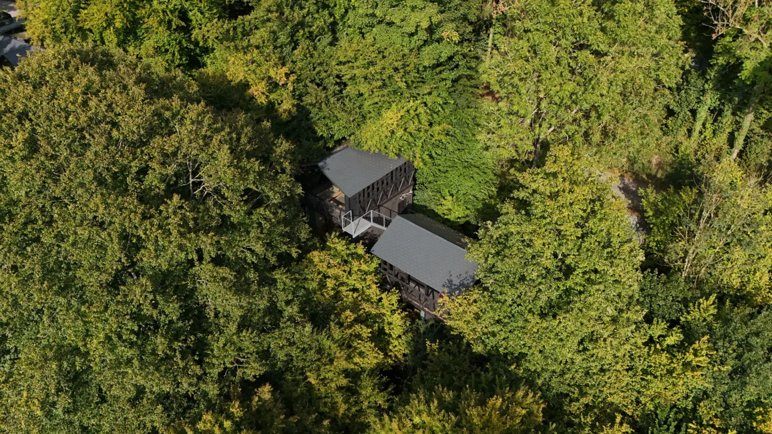 Owl — luxury hut in Roche-en-Ardenne